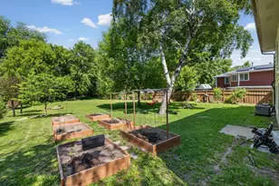 1115 W Medicine Lake Dr, Plymouth, MN 55441 - Photo 30