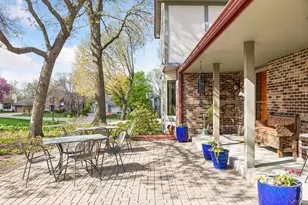 5950 Churchill St, Shoreview, MN 55126 - Photo 4