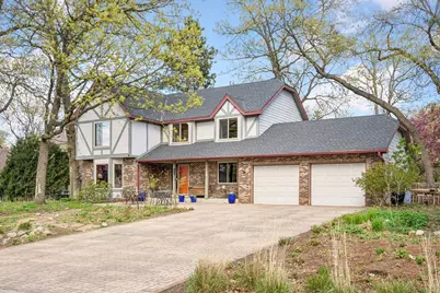 5950 Churchill Street, Shoreview, MN 55126 - Photo 2