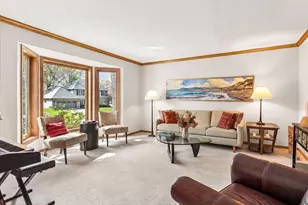 5950 Churchill St, Shoreview, MN 55126 - Photo 6