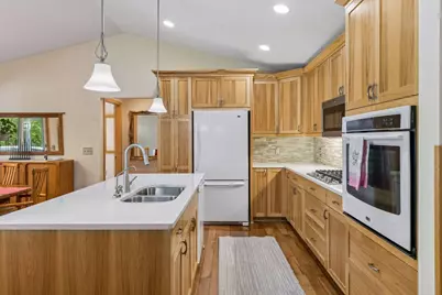 2215 Greenfield Drive E, Northfield, MN 55057 - Photo 10