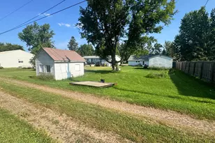 511 5th St NW, Aitkin, MN 56431 - Photo 6
