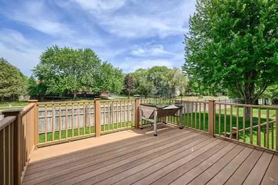 9918 Scott Avenue N, Brooklyn Park, MN 55443 - Photo 32