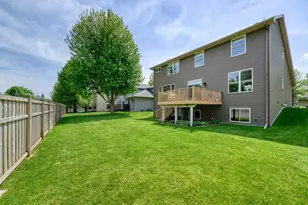 9918 Scott Ave N, Brooklyn Park, MN 55443 - Photo 36
