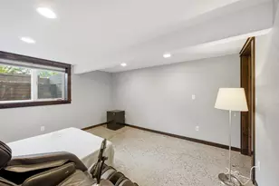 2486 W Country Club Dr S, Fargo,  58103 - Photo 30