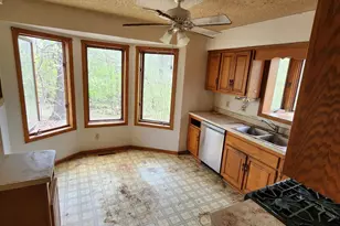 21391 Rum River Dr, Oak Grove, MN 55303 - Photo 10