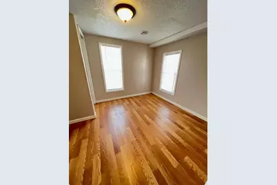 757 Minnehaha Avenue W, Saint Paul, MN 55104 - Photo 10