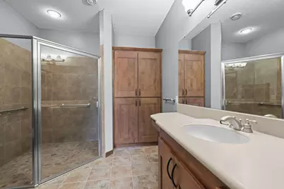 3914 Roosevelt Street NE, Saint Paul, MN 55421 - Photo 12