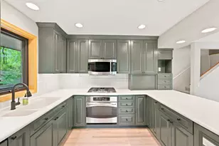 3601 Prestige Ln, Minnetonka, MN 55305 - Photo 8