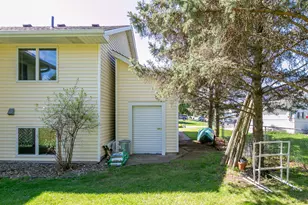 7488 Newbury Rd, Woodbury, MN 55125 - Photo 36