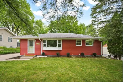 6918 34th Avenue N, Crystal, MN 55427 - Photo 1