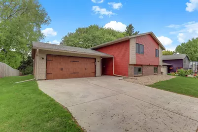 2566 Cochrane Drive, Woodbury, MN 55125 - Photo 2