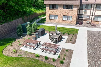 205 Barry #117, Wayzata, MN 55391 - Photo 8
