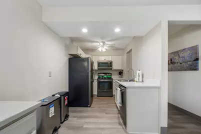 205 Barry #117, Wayzata, MN 55391 - Photo 50