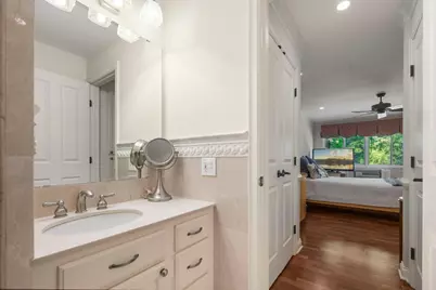205 Barry #117, Wayzata, MN 55391 - Photo 32