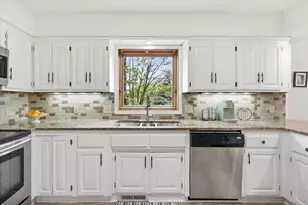 2500 Highland View Ave S, Burnsville, MN 55337 - Photo 30