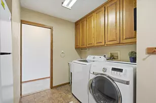 2500 Highland View Ave S, Burnsville, MN 55337 - Photo 50