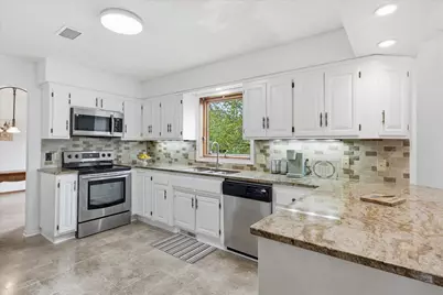 2500 Highland View Avenue S, Burnsville, MN 55337 - Photo 1