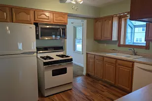 1049 Gorman Ave, West Saint Paul, MN 55118 - Photo 2