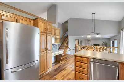 12146 Jonquil Street NW, Coon Rapids, MN 55433 - Photo 10