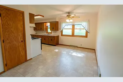 649 Oakwood Drive, Durand, WI 54736 - Photo 12