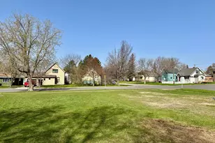415 W 2nd Ave, Keewatin, MN 55753 - Photo 1