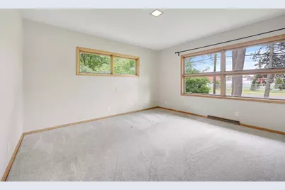 4871 Bald Eagle Avenue, White Bear Lake, MN 55110 - Photo 16