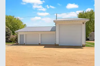 641 Summit Avenue, Balaton, MN 56115 - Photo 10
