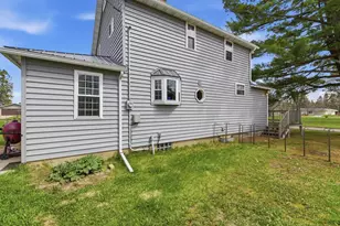 306 W 1st Ave N, Aurora, MN 55705 - Photo 28