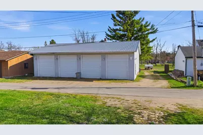 306 W 1st Ave N, Aurora, MN 55705 - Photo 2