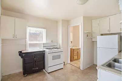 529 Galtier Street, Saint Paul, MN 55103 - Photo 6