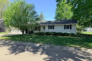 830 Clark St, Walnut Grove, MN 56180 - Photo 2