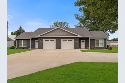 950 W 1st Avenue, Edgerton, MN 56128 - Photo 2