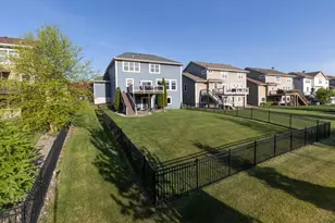 8821 Reflections Rd, Chanhassen, MN 55317 - Photo 40