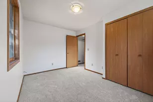 2023 Parkside Dr, Saint Paul, MN 55119 - Photo 20