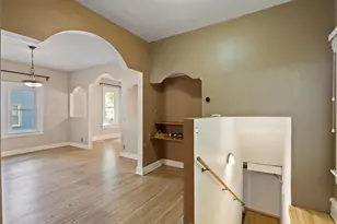 242 Penn Ave N, Minneapolis, MN 55405 - Photo 8