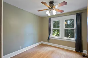 242 Penn Ave N, Minneapolis, MN 55405 - Photo 10