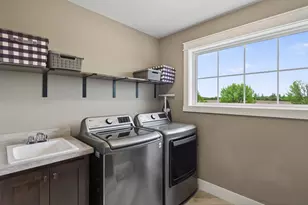 214 Cedar Lake Ct, New Prague, MN 56071 - Photo 34