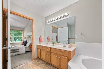 74 Crown Pointe Curve, Hudson, WI 54016 - Photo 14