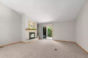74 Crown Pointe Curve, Hudson, WI 54016 - Photo 6