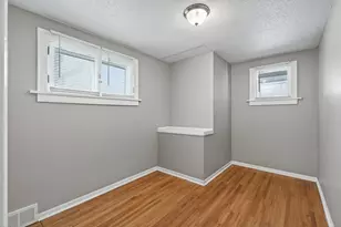 5240 Dupont Ave N, Minneapolis, MN 55430 - Photo 12