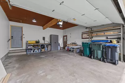 2085 Hamline Avenue N, Roseville, MN 55113 - Photo 30