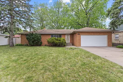 2085 Hamline Avenue N, Roseville, MN 55113 - Photo 1