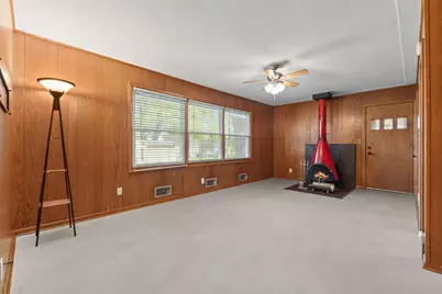 2085 Hamline Avenue N, Roseville, MN 55113 - Photo 12