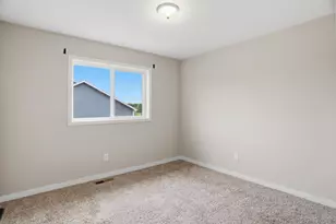 4634 9th St NE, Saint Cloud, MN 56304 - Photo 12