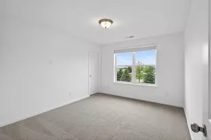 20503 Gunnison Dr, Lakeville, MN 55044 - Photo 26