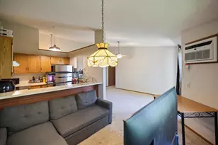 14831 Endicott Way, Apple Valley, MN 55124 - Photo 4