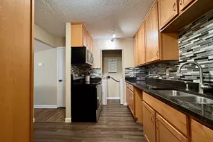 1271 Landmark Trail S, Hopkins, MN 55343 - Photo 8