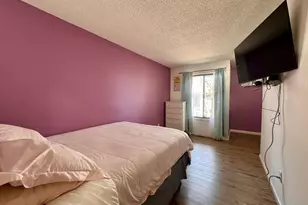 1271 Landmark Trail S, Hopkins, MN 55343 - Photo 12