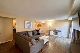 1271 Landmark Trail S, Hopkins, MN 55343 - Photo 4
